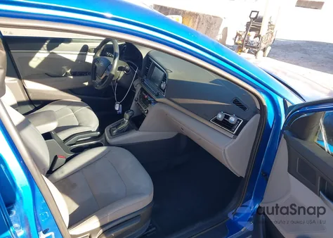 2017 Hyundai Elantra Se z USA, uszkodzony, nr VIN 5NPD84LF6HH111040